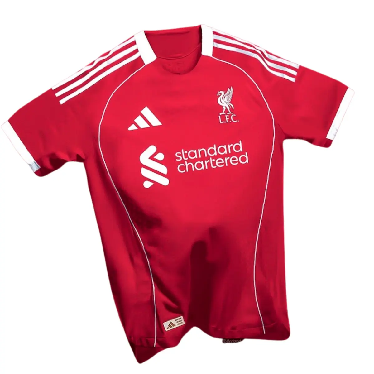 قميص ليفربول الأساسي 2025/2026